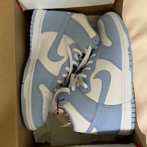 Womens size 10 Nike High Dunk